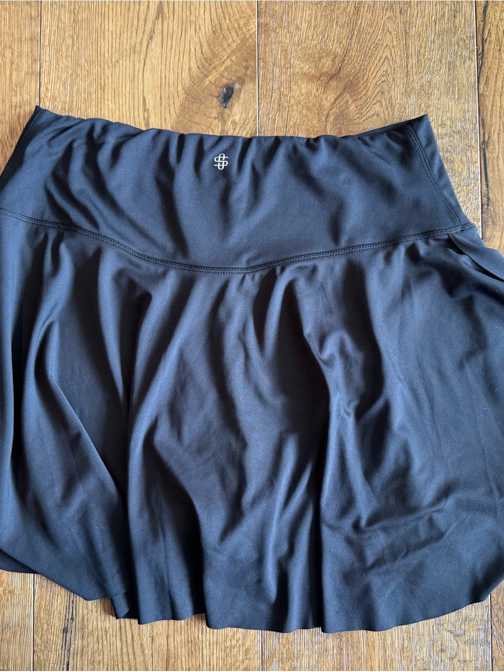Simply Southern Classic Crossover Skort in Black Circle Skater Active Size M - Picture 3 of 5